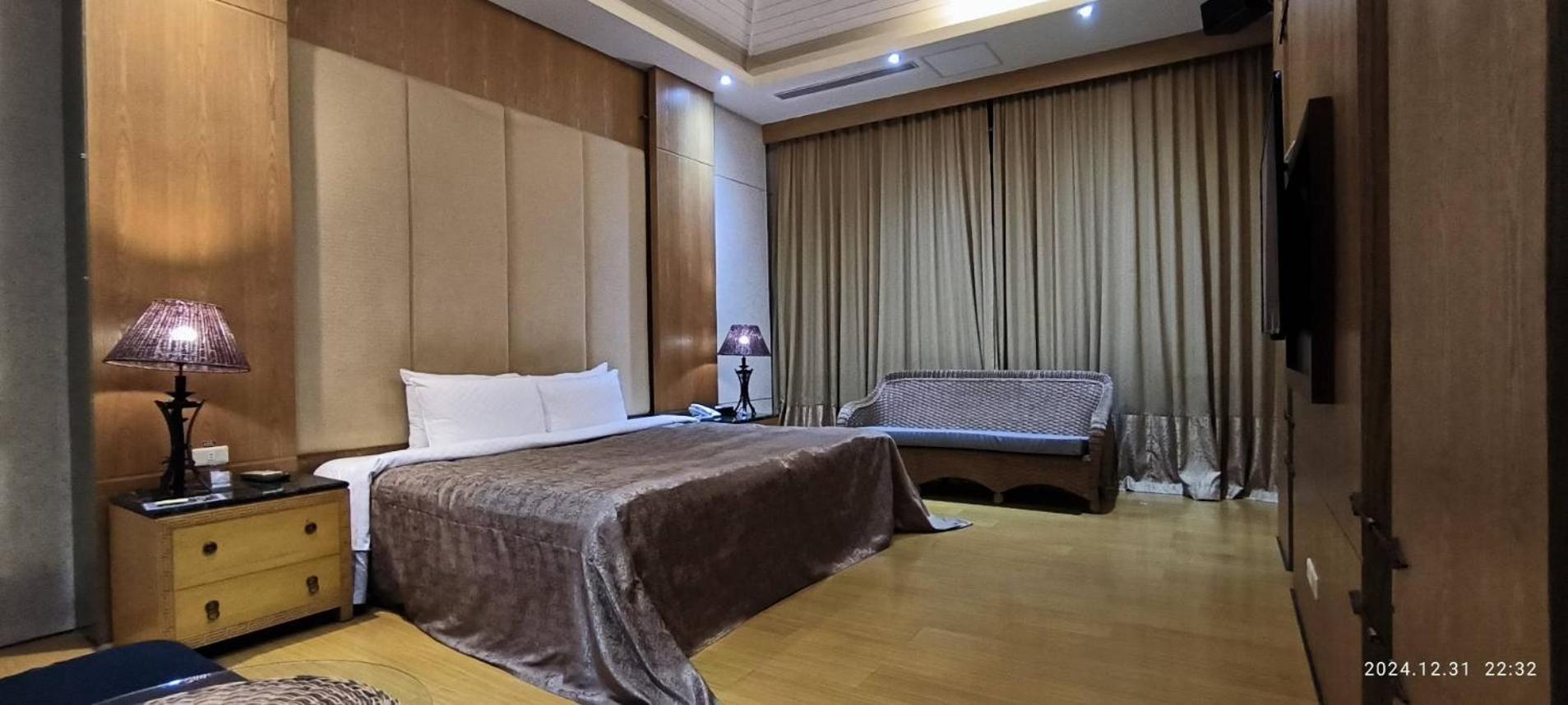 Shantis Motel Città di Chiayi Esterno foto