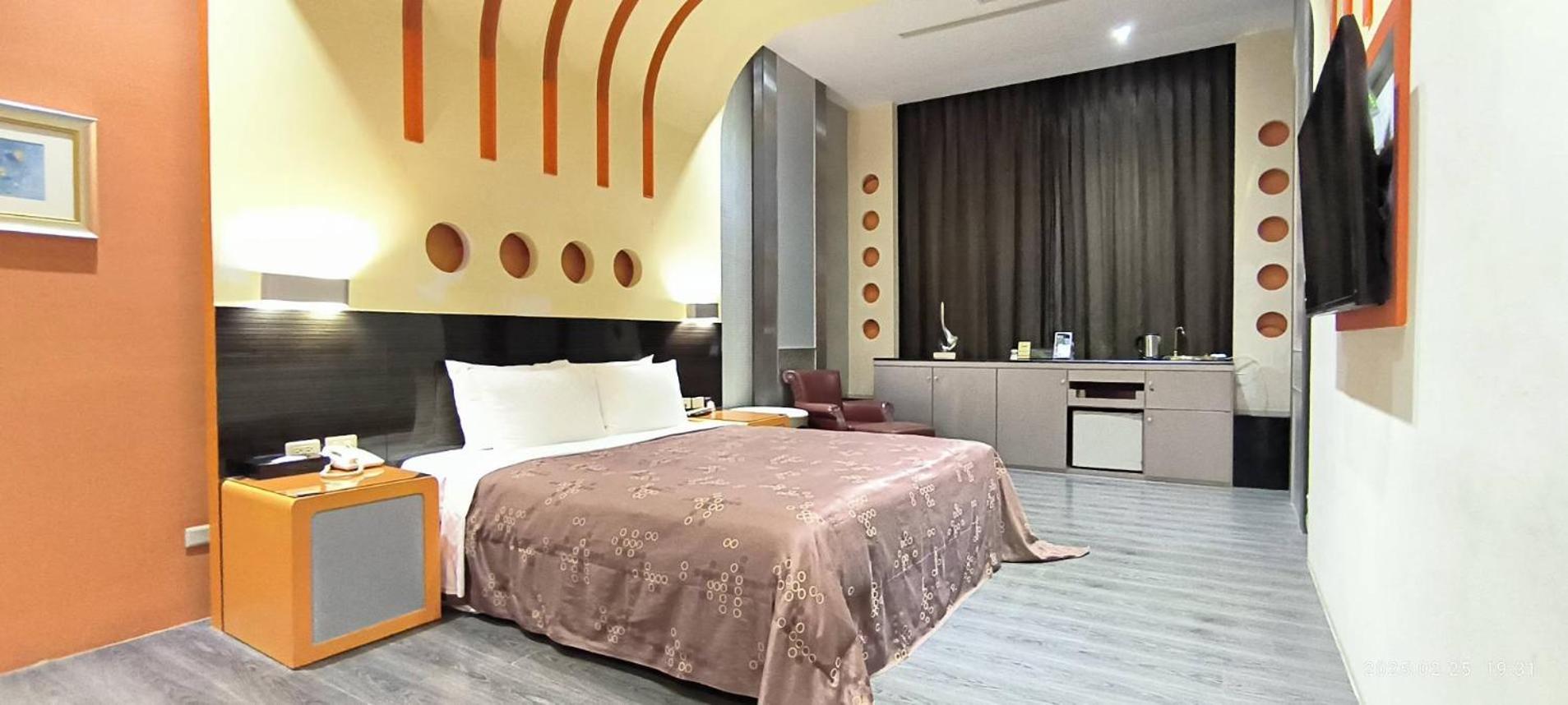 Shantis Motel Città di Chiayi Esterno foto