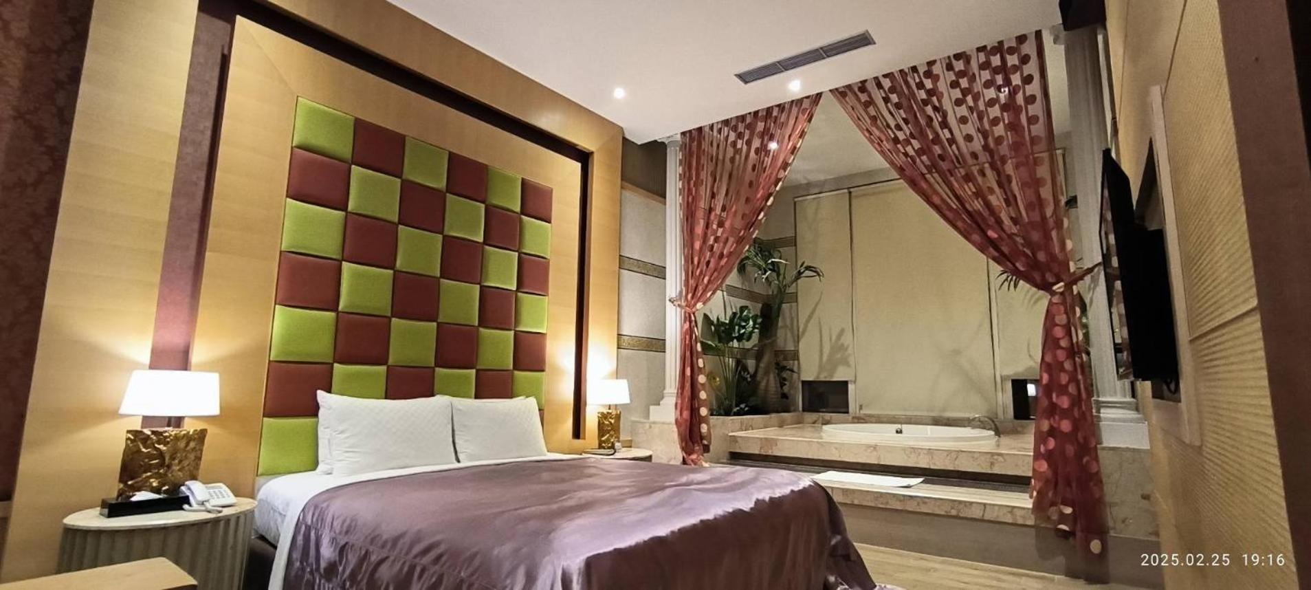 Shantis Motel Città di Chiayi Esterno foto
